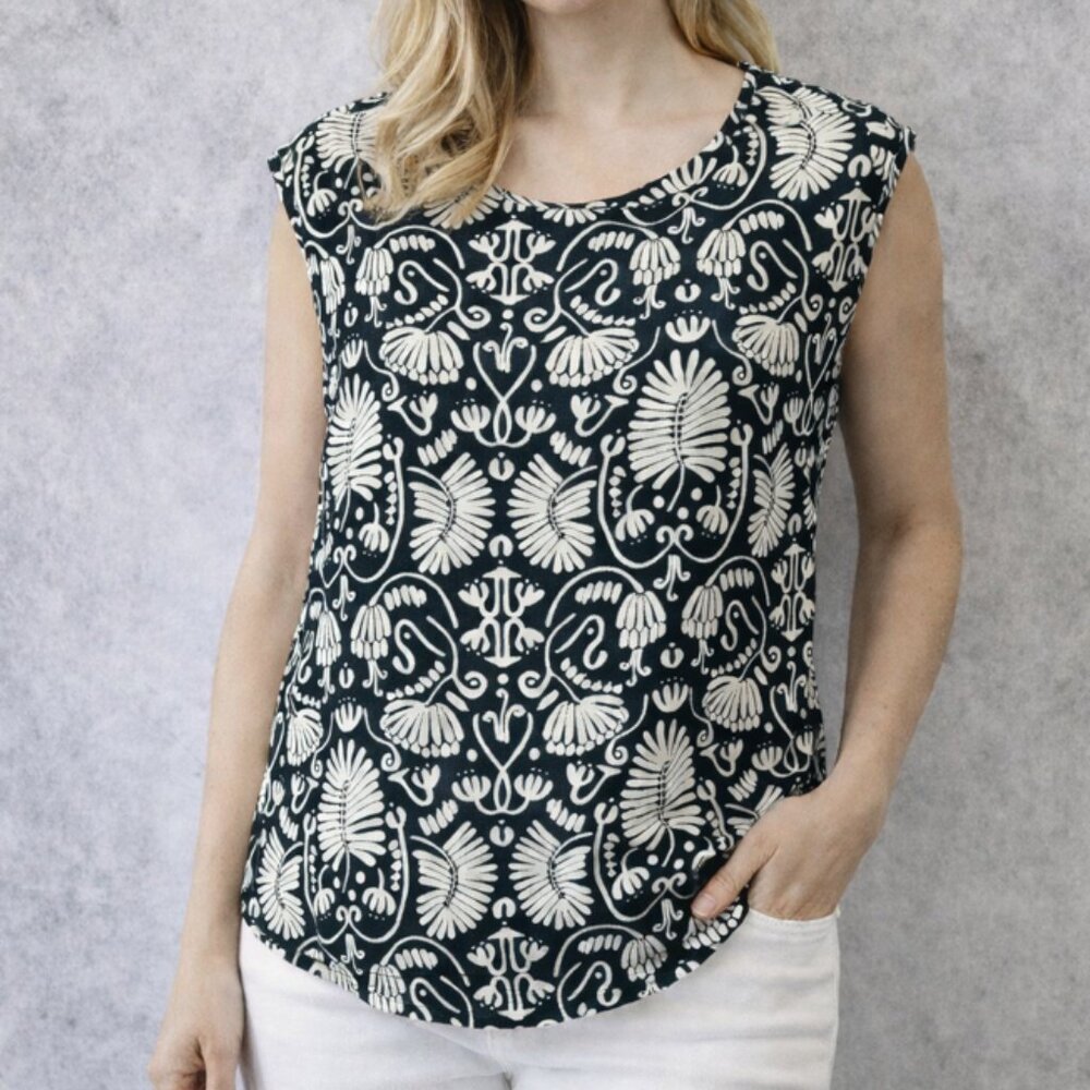 H&M Sleeveless Keyhole Blouse